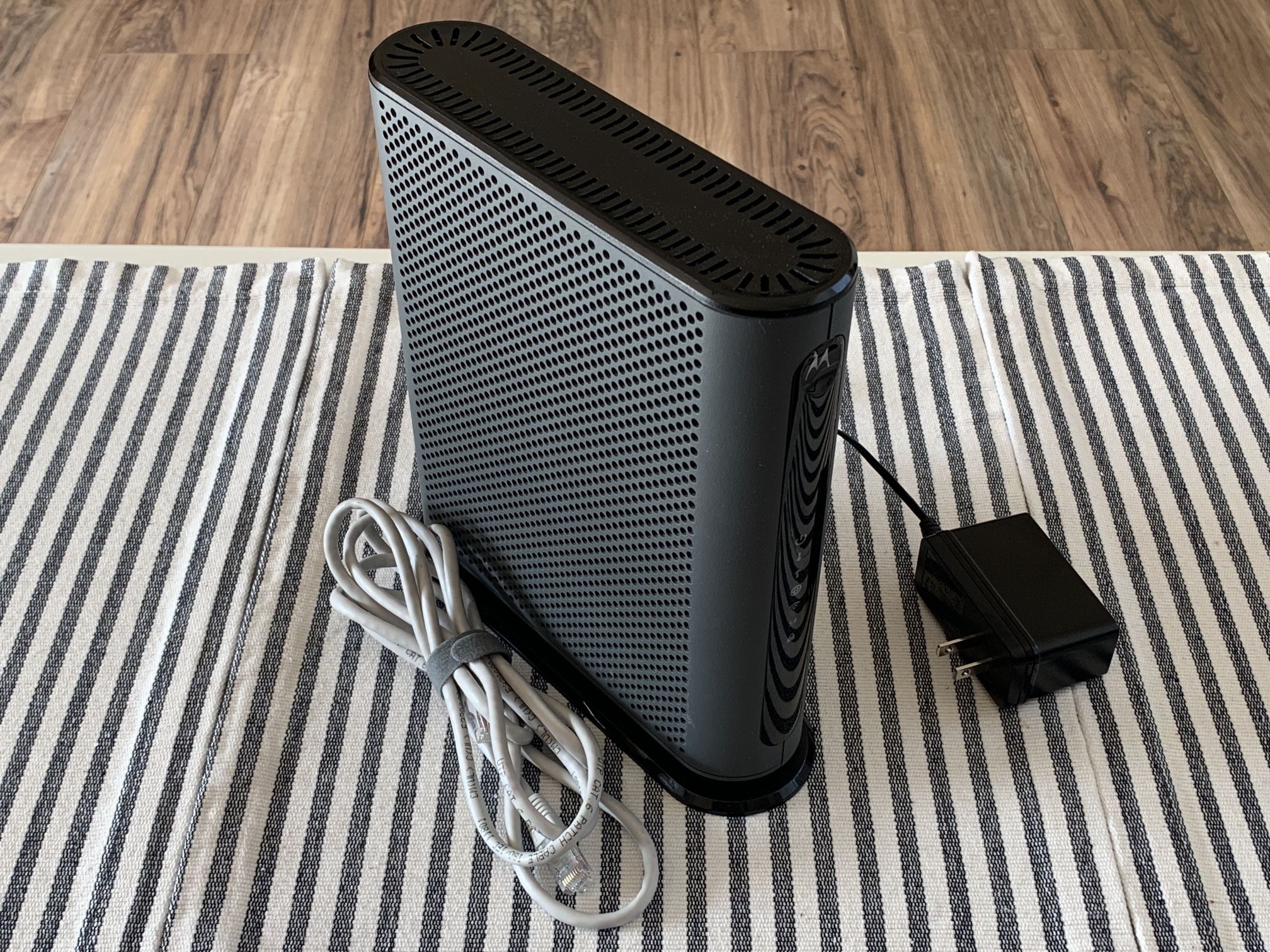 Cable Modem WiFi Router Motorola MG7540