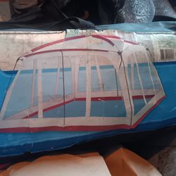 Northwest Territory 14 Foot Screen House NEW