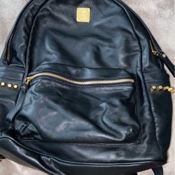 MCM Black leather Backpack 🎒 