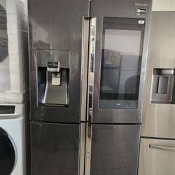 Un Refrijerador Cuatro Puertas SAMSUNG 90 Dias De Garamtia Se Yeva Adomisilio