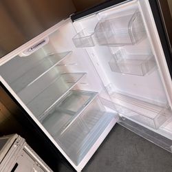 Refrigerator/Freezer