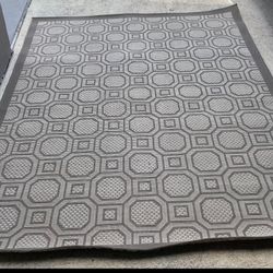 Five Seasons Rug (5’1” X 7’)