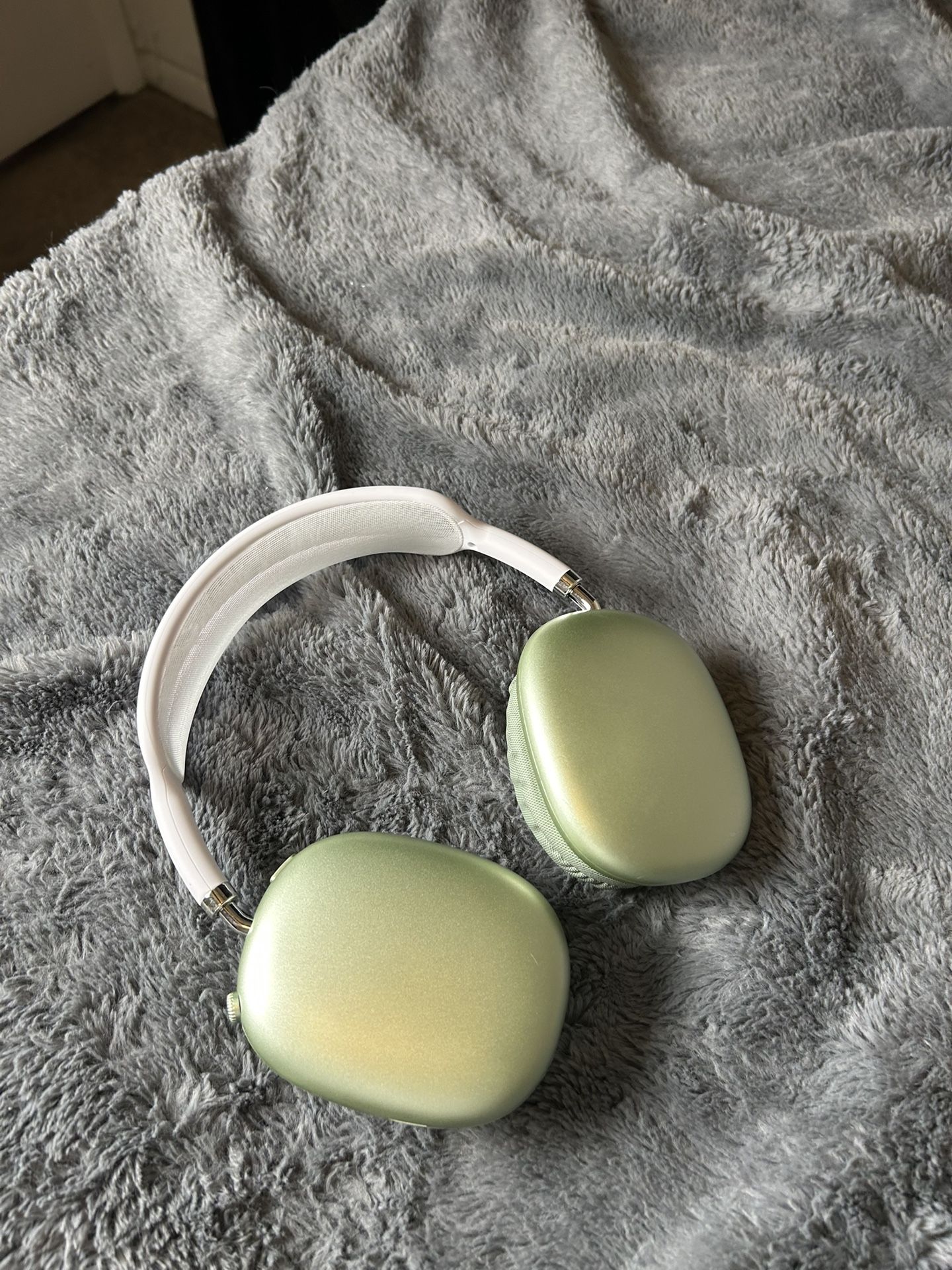 AIRPODS PRO MAX WIRELESS BLUETOOTH HEADPHONES GREEN