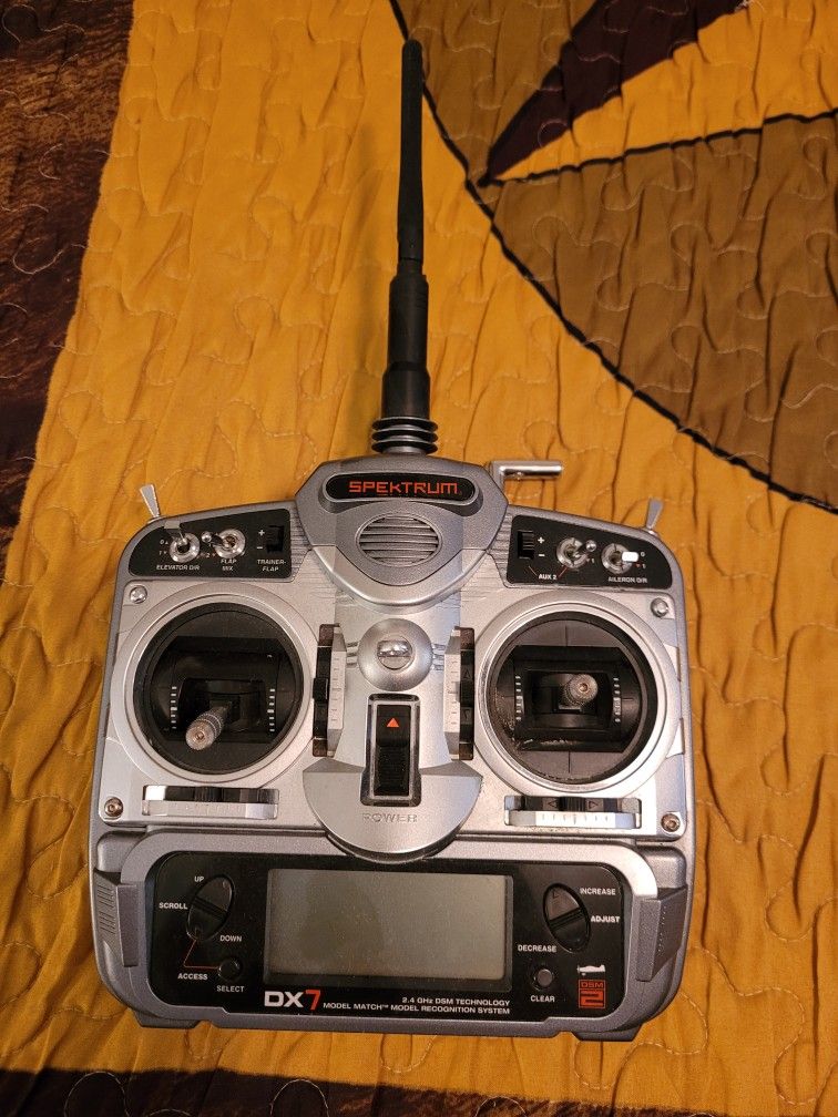 Spectrum DX7 RC Transmitter