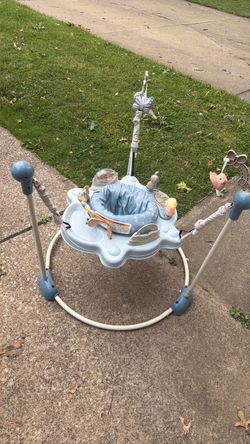 Kids Twirl-and-Bounce Baby Jumper Activity Center