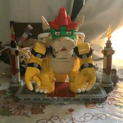Large Lego set of brown dancer from super Mario Bros