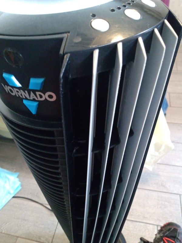 Vornado 184 Whole Room Air Circulator Tower Fan, 41", 184-41", Black