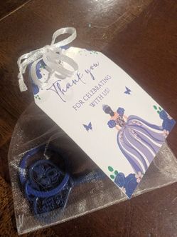 20 quinceanera gift bottle opener keychains