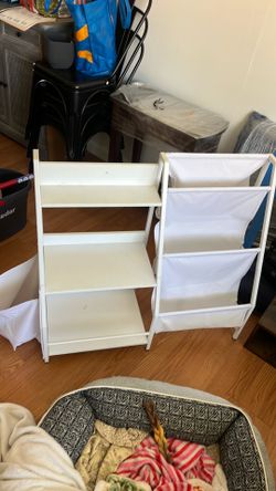 Kid’s Shelf