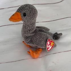 Ty Beanie Babies • “Honks” The Goose Plush Toy