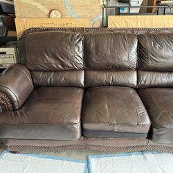 Fine 100% Leather Sofa Couch - Good Condition 