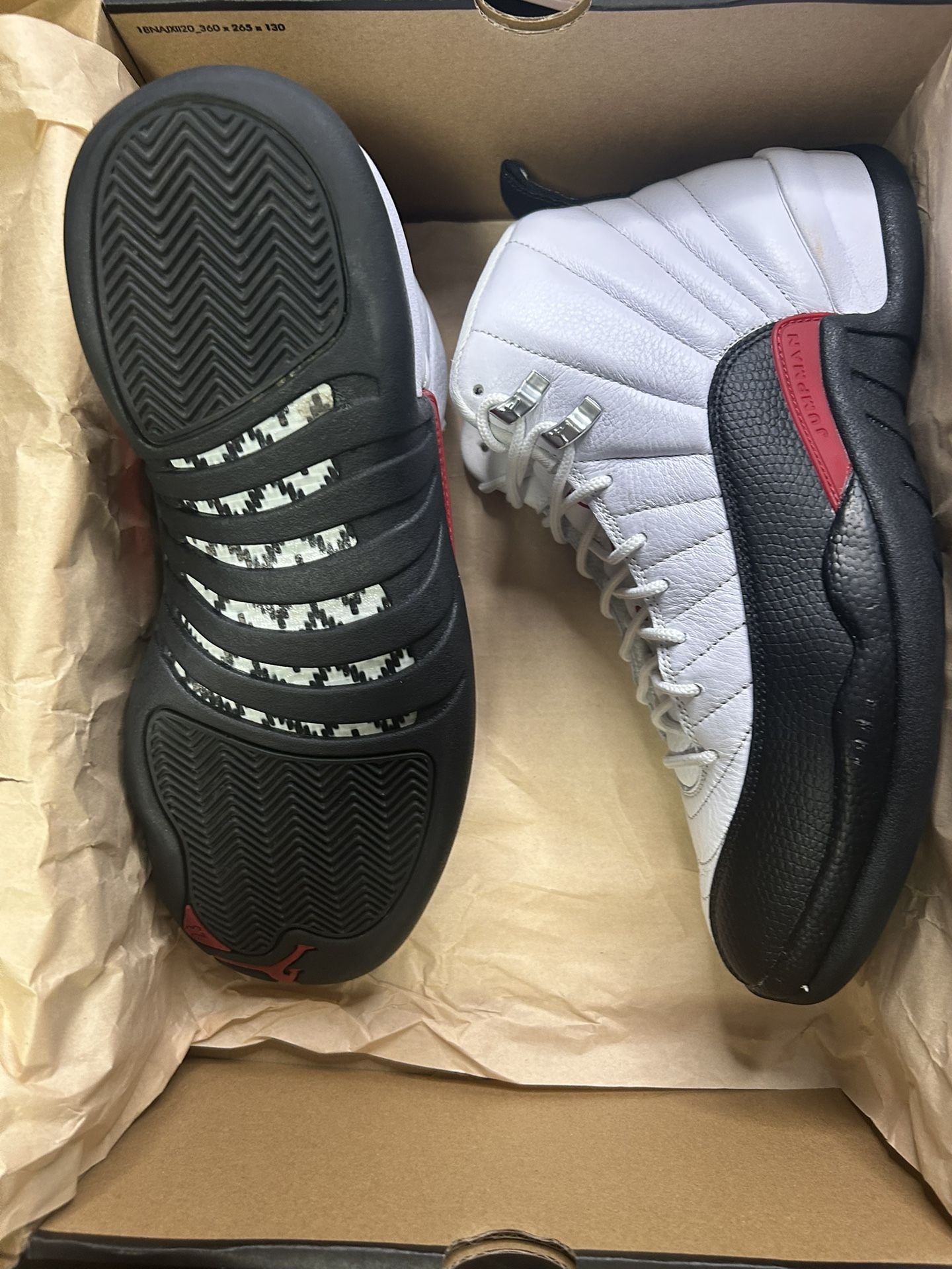 Jordan 12 Taxi Flip Size 10.5 Used