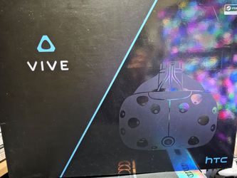 HTC Vive VR System complete with deluxe audio headstrap