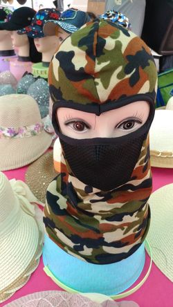 Capucha militar