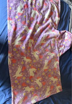 Kids hooded throw- 50x 25