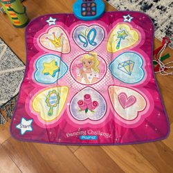 Dancing challenge Playmat