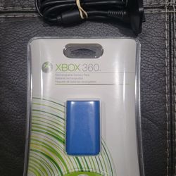 XBOX 360 BLUE WIRELESS BATTERY PACK WITH EXTRA!