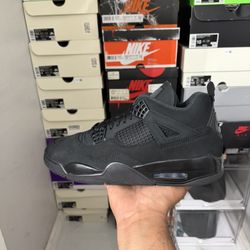 Jordan 4 Black Cats Size 10.5 