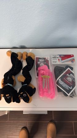 Ice-Skate Plush Dog & Top Notch Guard Accessories