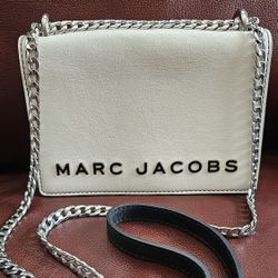Marc Jacobs White Crossbody (Preloved)