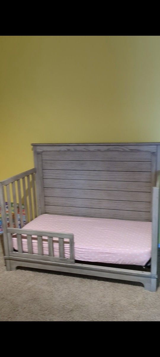 Delta Children Crib - Toddler Bed