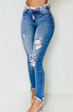 WOMEN'S CUT OUT JEANS (size S) 2 left