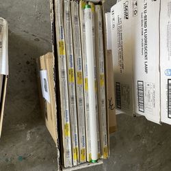 T5 Fluorescent Tube Light Bulb, 21 Inch