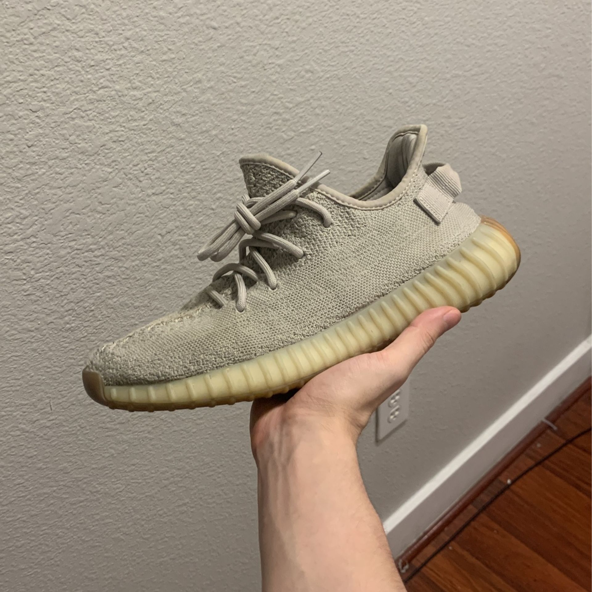 Adidas Yeezy Boost 350 v2 Sesame
