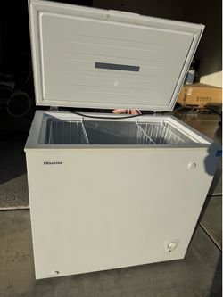 Hisense 7 cu ft Deep Freezer