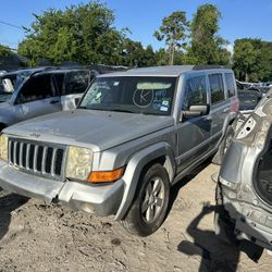Parts 2007 Jeep Commander 
