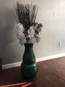 24” vase