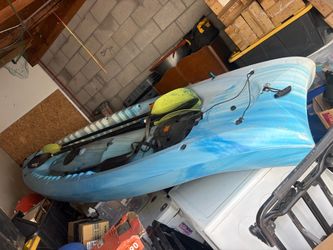 Envoy kayak