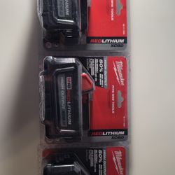 Milwaukee M 18 8.0 High Output Battery