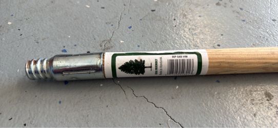 Wooden Broom/Mop Handle with Metal Tip