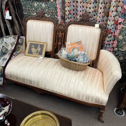 Victorian Antique Sofa Settee