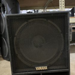 Yamaha Box Speaker