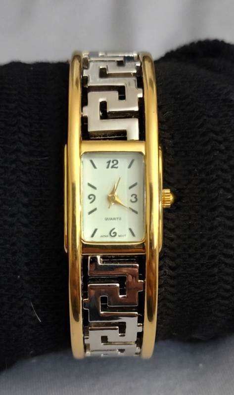 Avon Classic Tank White Two Tone Bangle Bracelet 19 mm(No Batteries)