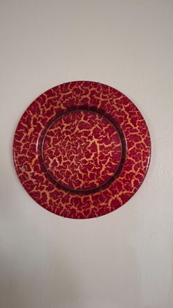 Red and Gold Crackle Pattern Decorative Plate