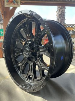 TIS Black Gloss Wheels Rims 20x10