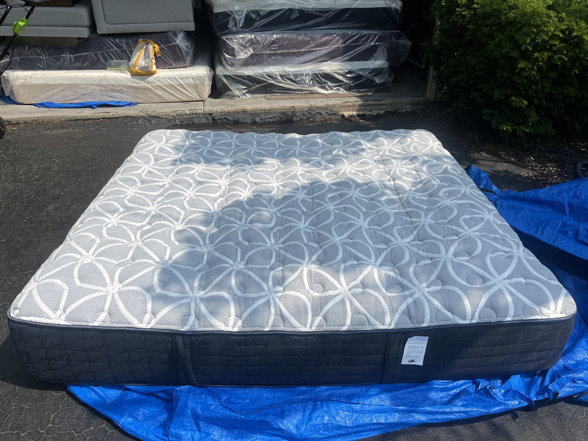 Wayfair Clarks Hill Elite II Firm 13" King Mattress ❤️