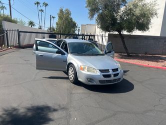 2006 dodge stratus XLT clean title cold ac asking $2,300 OBO