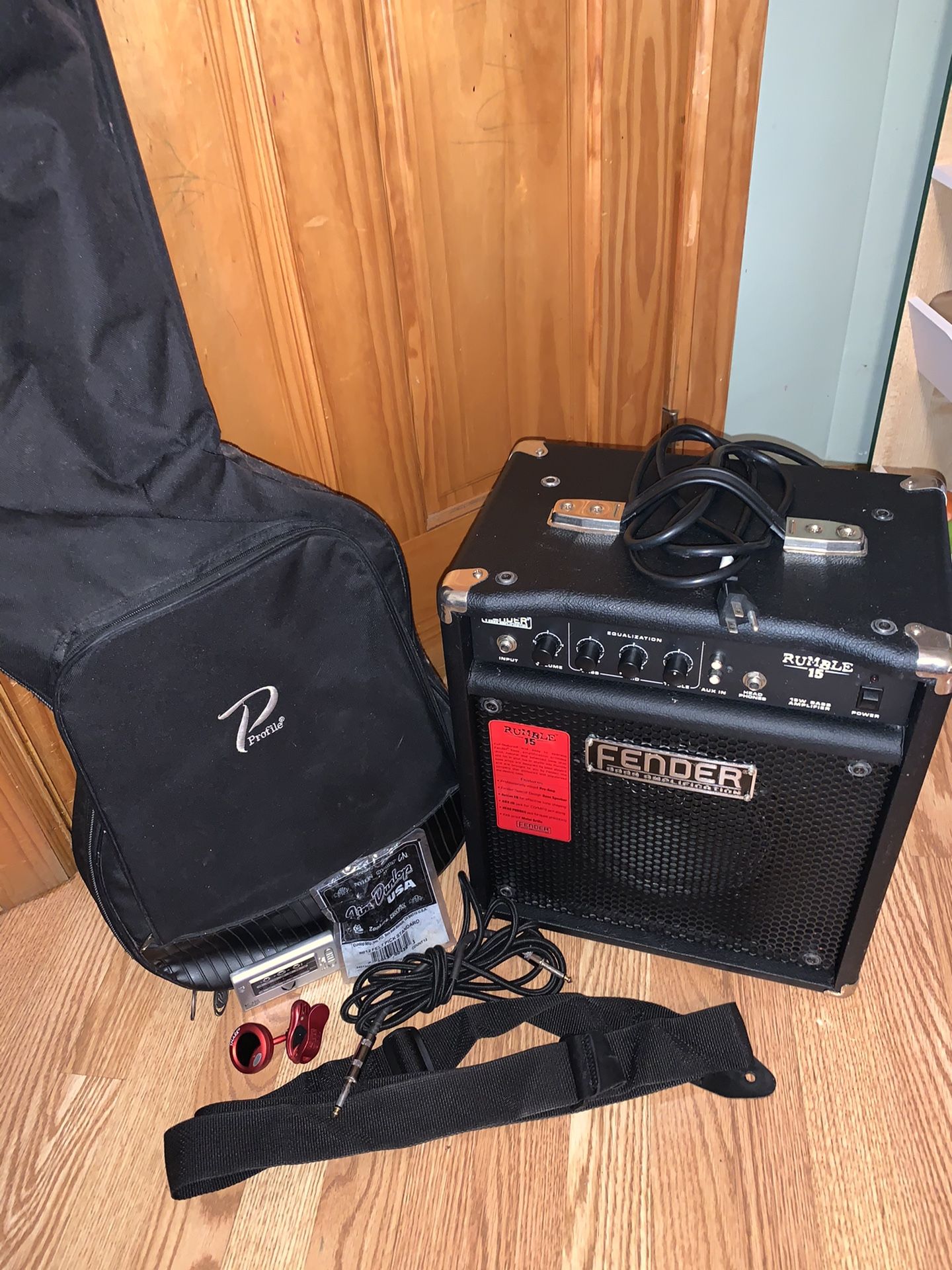 Dean Bass Guitar, Fender Amplifier and Accessories (BUNDLE) (MUST PICK UP IN QUEENS) NEGOTIABLE