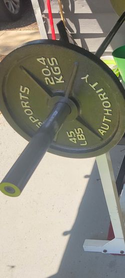 2" HOLE OLYMPIC BAR AND 90LBs PLATES. 2-45s 
2-45s AND 7' BAR WITH 
11525 S HALSTED DUNKIN DONUTS/7111.S WESTERN WALGREENS 
140$ CASH ONLY AS IS