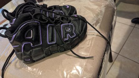 Nike Air Kids Size 1 Y