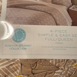 Queen Comforters and Quilt