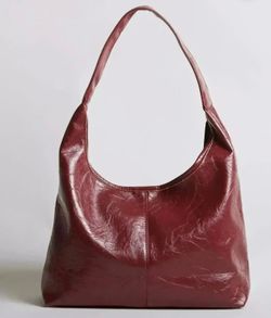 Noirvere Wine Red Distressed Medium Handbag