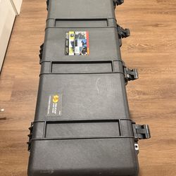 Pelican 1740 Rolling Hard Case – Waterproof / Rifle / Gear Case – Like New