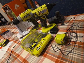 Ryobi Drill & Impact Driver Combo Set