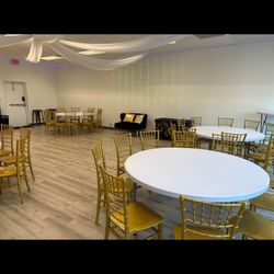 Chairs And Tables R,e,n,t