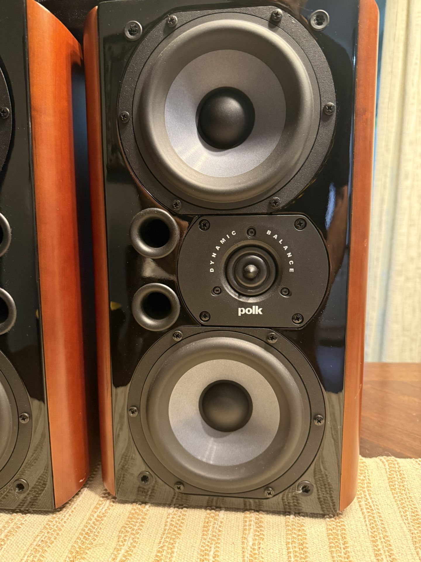 Polk Audio LSi9 Dual-Driver Speakers